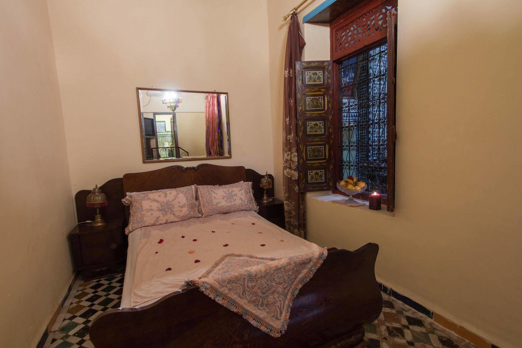 Riad La Source Bleue Фес Экстерьер фото